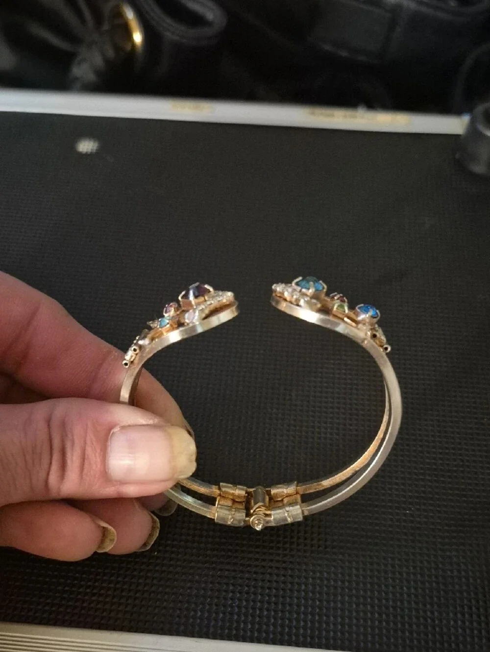 Vintage Gold Tone Grapevine Rhinestone Hinged Cuff Clamper Bracelet
